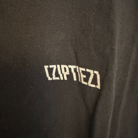 Ziptiez Mens Graphic T-Shirt, Large, Black with fox holding wrench on back. - Picture 3 of 5